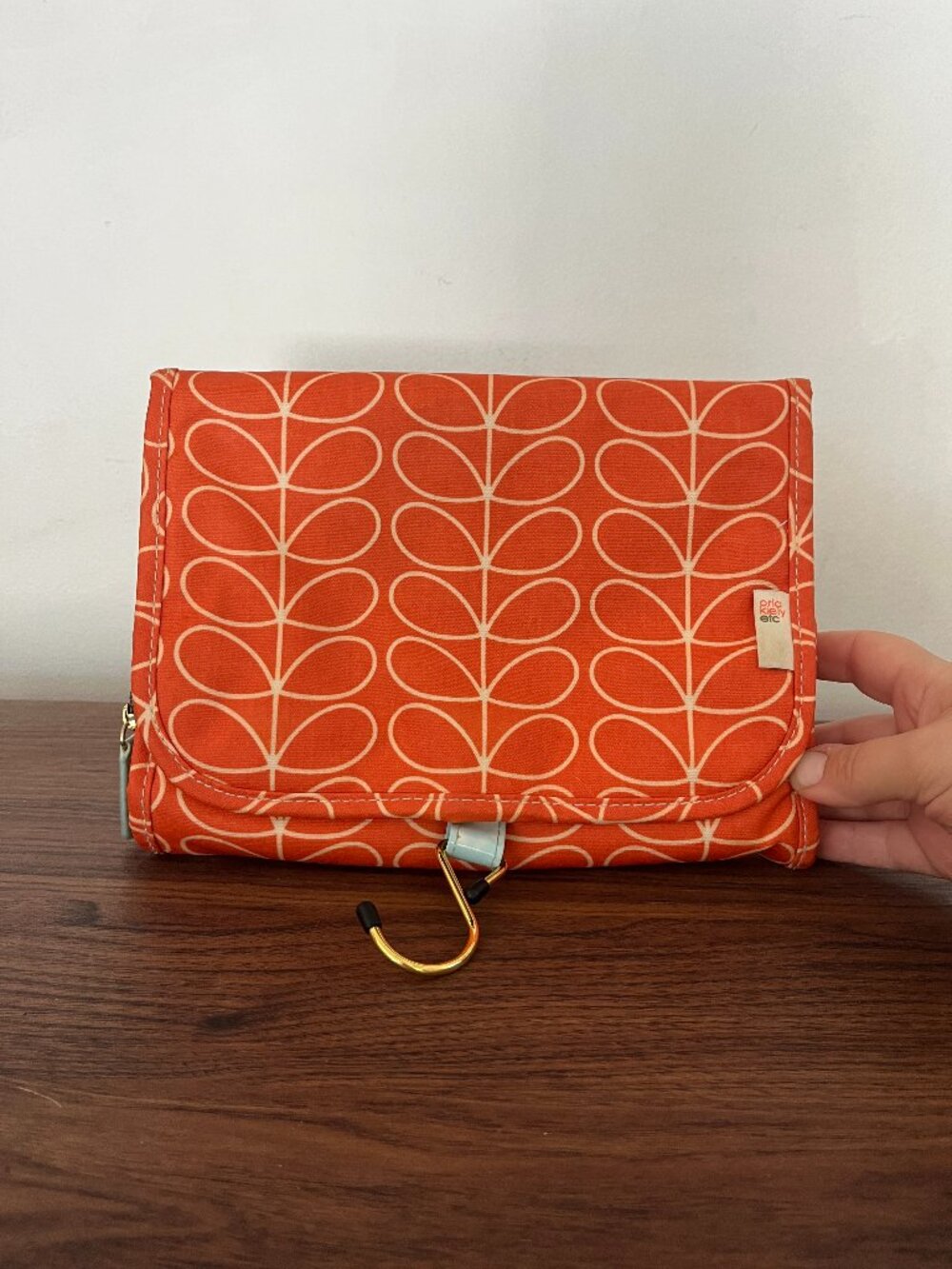 Orla Kiely Orange Folded Hanging Travel Toiletry Zip Bag EUC Mid Century Modern